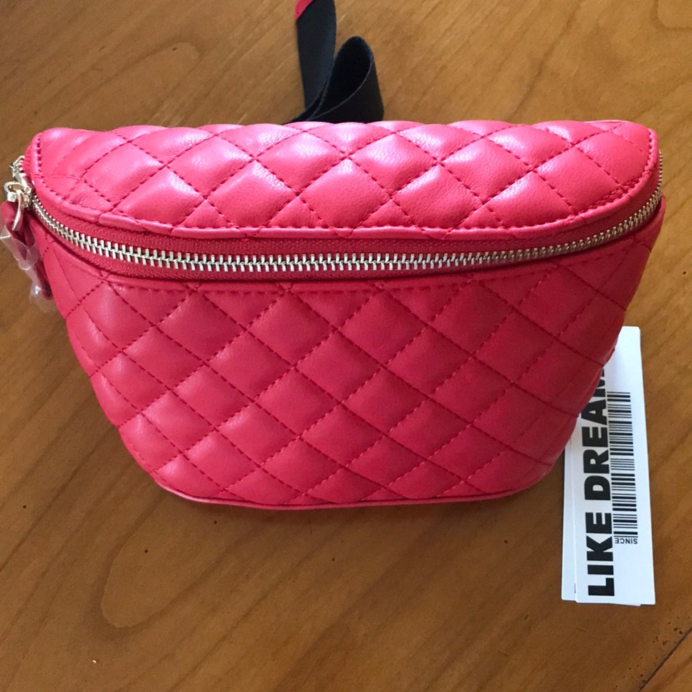 LIKE DREAMS BELT BAG